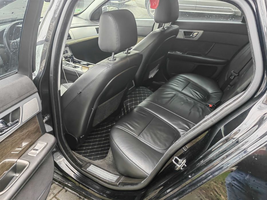 Jaguar xf sportback