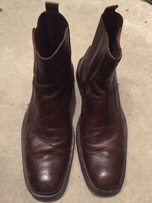 Продавам мъжки боти Bata и Tommy Hilfiger