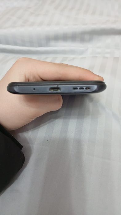 Продам смартфон redmi 9a