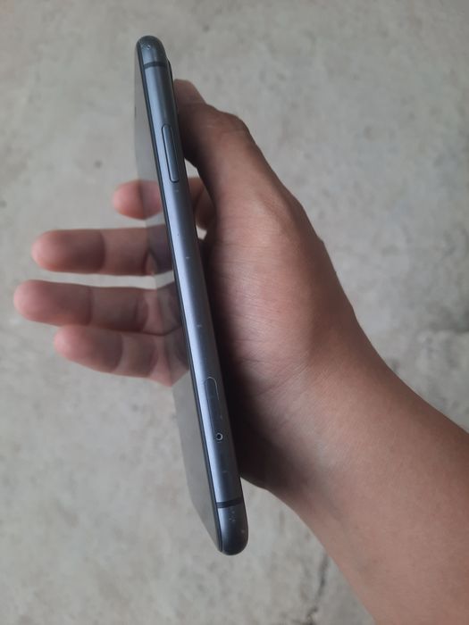 iPhone 11 64gb Акум 100 %