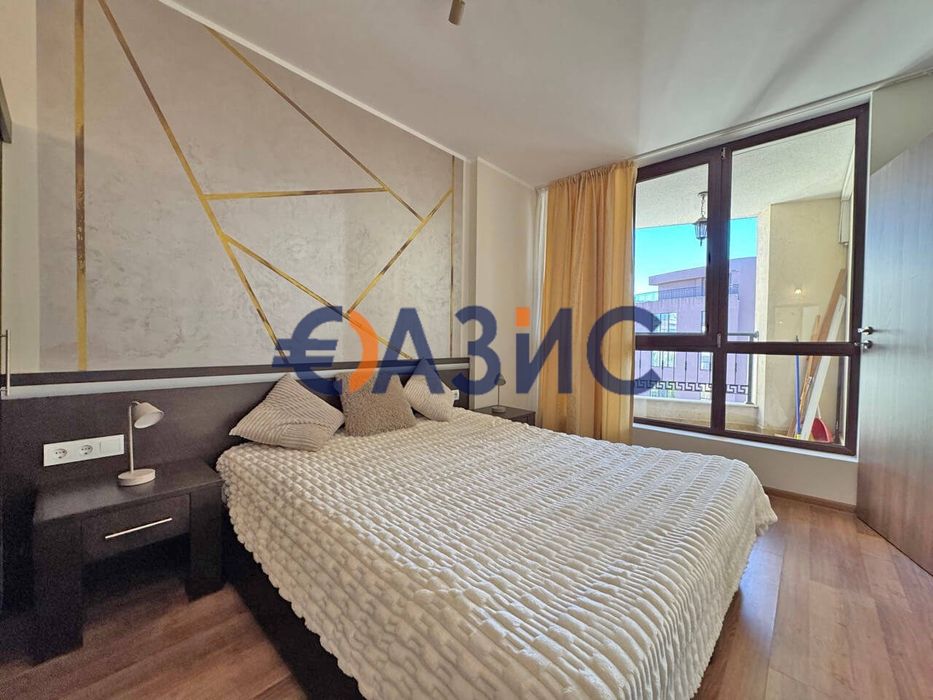 Продава се Двустаен апартамент в к.к. Слънчев бряг - 60 кв.м за 1309 €/кв.м - Снимка #8