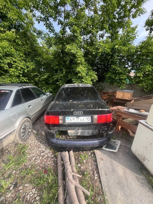 Продам ауди 100c4 2.0