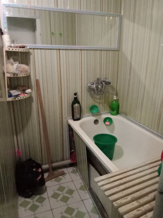 Продается 2х комнатная квартира на 5 этаже улица Пиридаскир СССРДом ,.