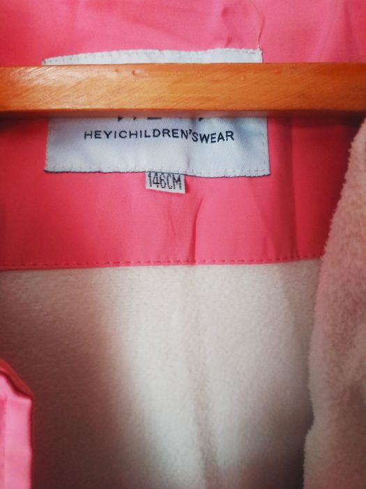 Продаю деткий пуховик