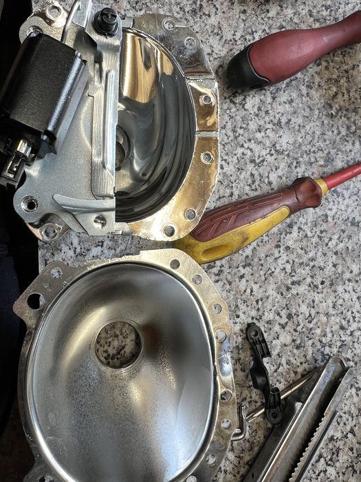 Reconditionare faruri BMW Seria 7 E65 E66