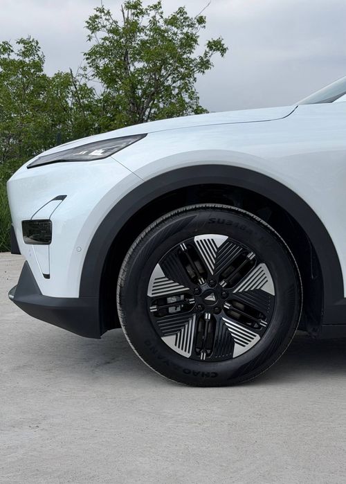 ChangAn Deepal s05. 2026 yil. Gibrid