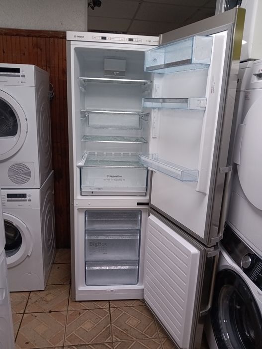 Иноксов комбиниран хладилник с фризер Бош Bosch С+++ 2 години Гаранция