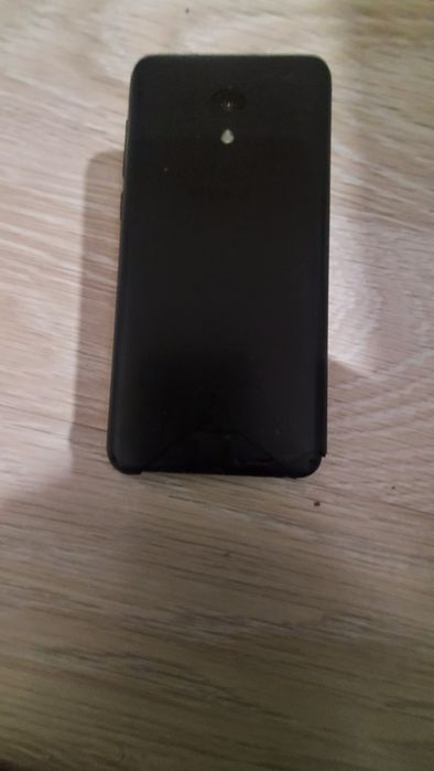 Телефон meizu c9