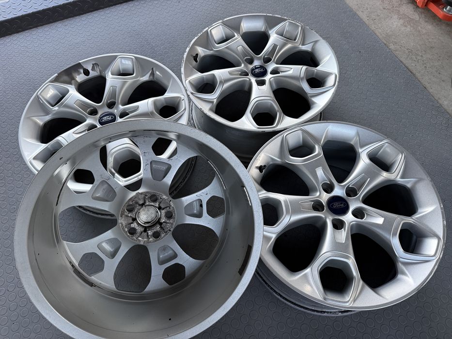 4бр. ОТЛИЧНИ ОРИГИНАЛНИ 19” Джанти 5х108 за -FORD- 8Jx19H2, ET52.5