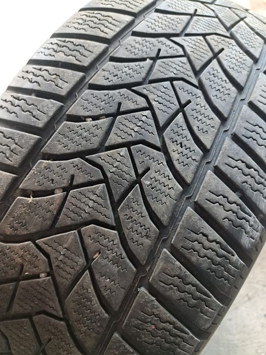 4 anvelope iarnă 255 45 r20 Dunlop
