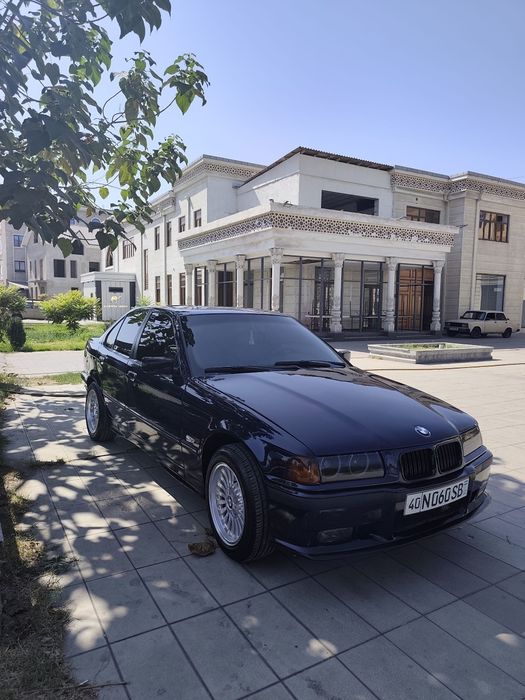 Bmw e 36 1997  holati idial