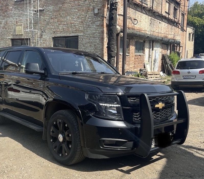 Защита бампера Таран Кенгурятник на Tahoe suburban