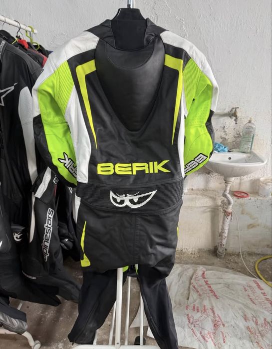 Цял екип Berik racedep 2.0 - 54/L