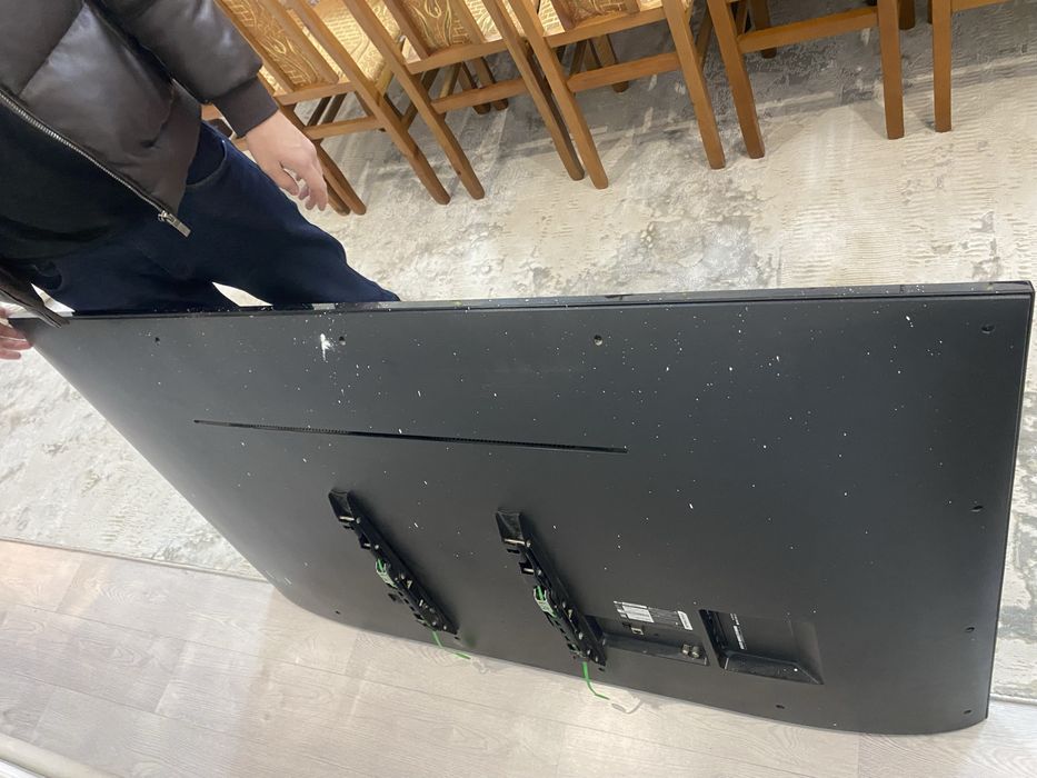 телевизор почти новая