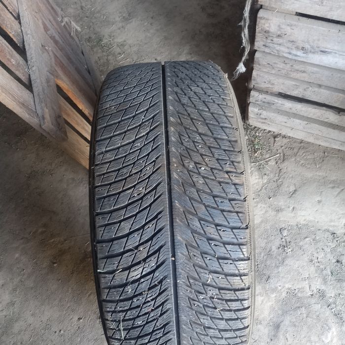 MichelIn.        MICHELIN
