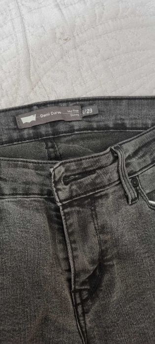 Vând blugi damă, prețuri accesibile