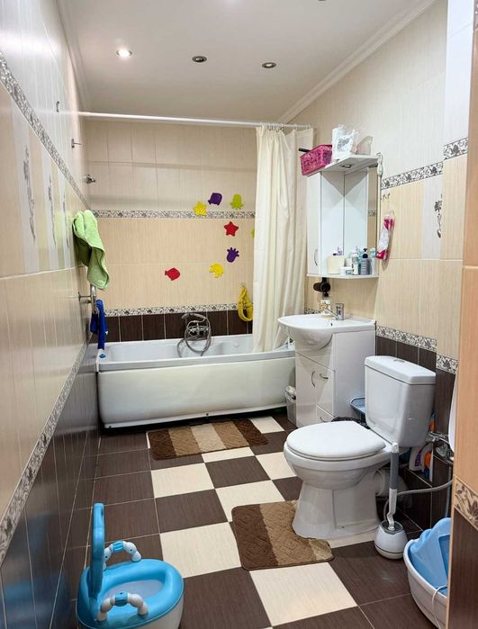 Продам коттедж с коммерческой баней