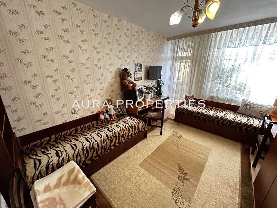 Продава се Тристаен апартамент в Разград, Стефан Караджа - 93 кв.м за 932 €/кв.м - Снимка #5