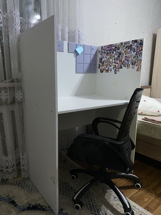 Стол и кресло для работы / учебы