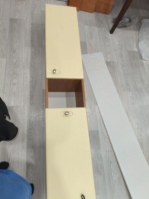 Продам пинал для ванны и набор есть