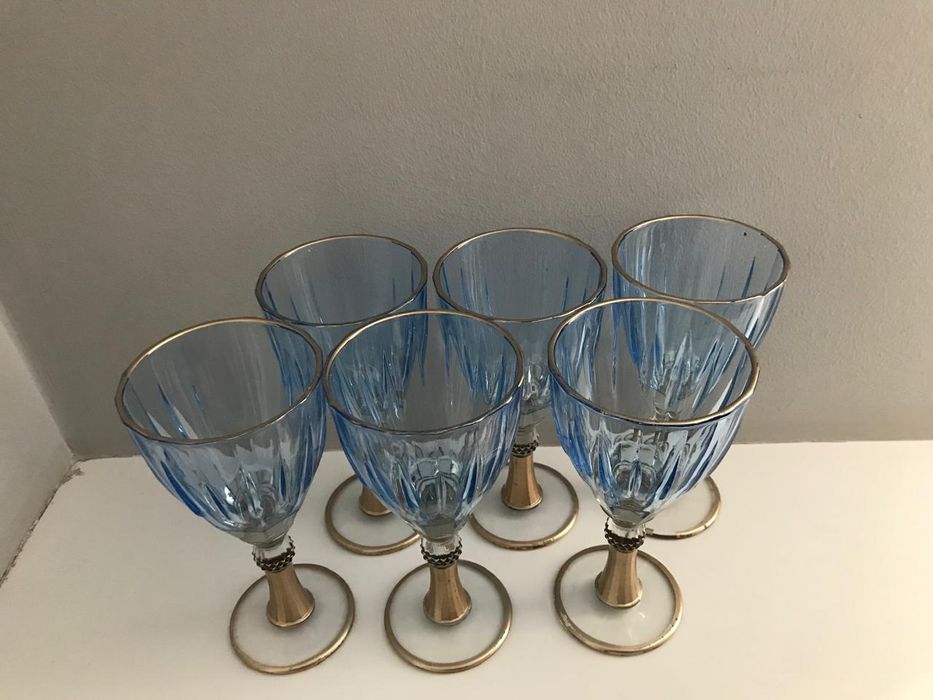 Продам набор фужеров.