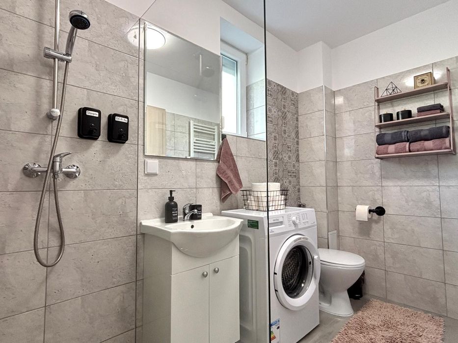 Apartament 2 camere cu terasă(disponibil imediat)