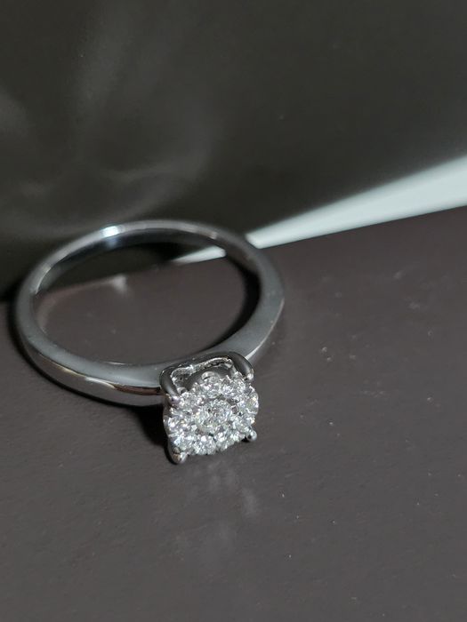 Inel logodna aur alb și diamante