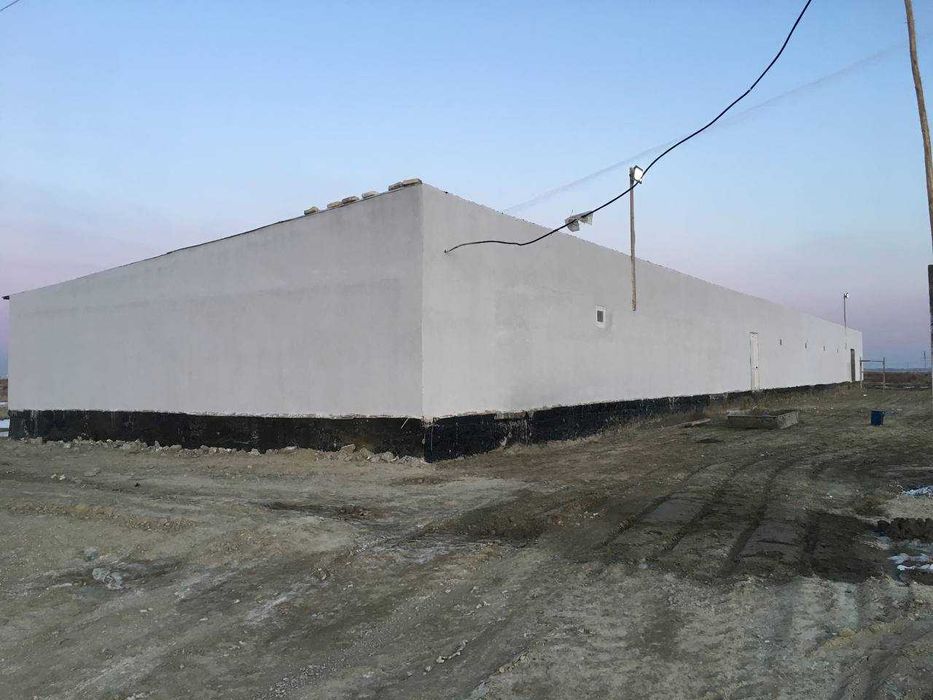 Ferma sotiladi, hovuz ham bor