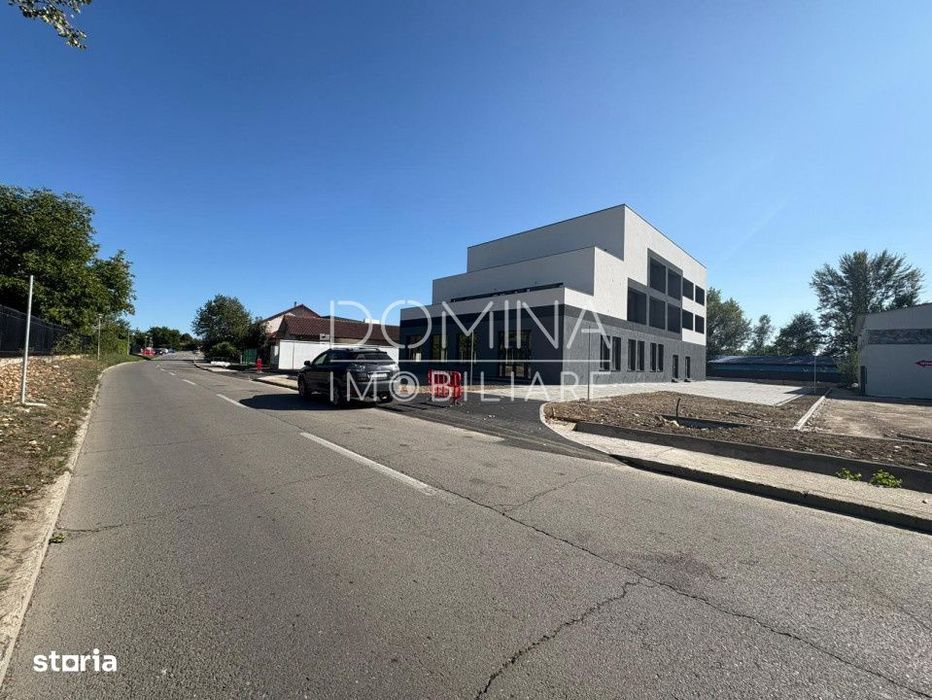 Cladire moderna P+2 cu parcare proprie - str. Tineretului - Targu Jiu