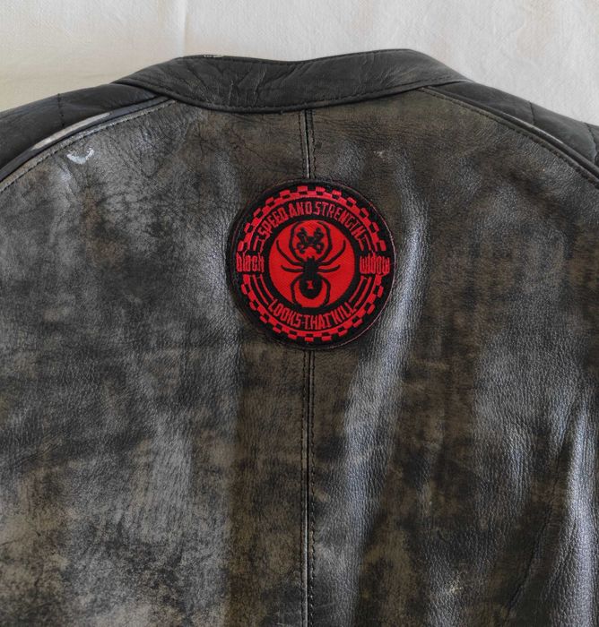 Дамско мотористко яке