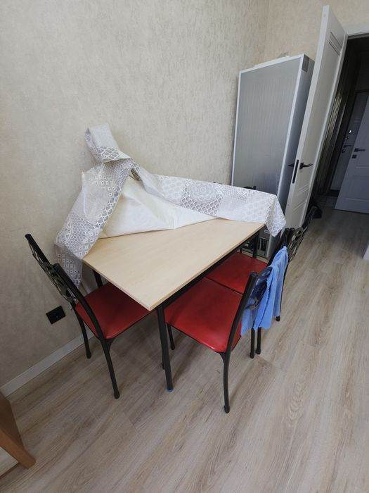 Продам диваны, шкафы, технику