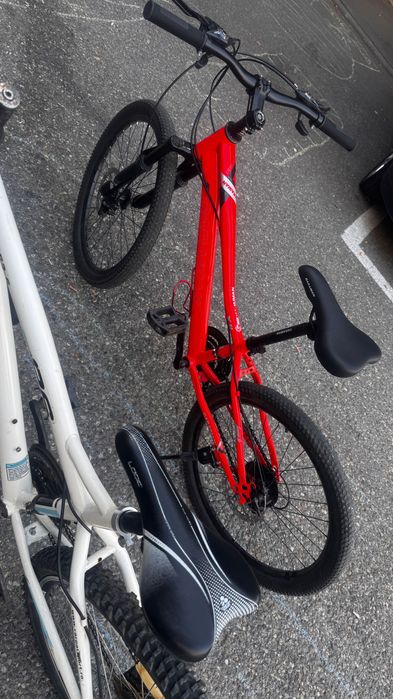 2 biciclete pentru copii