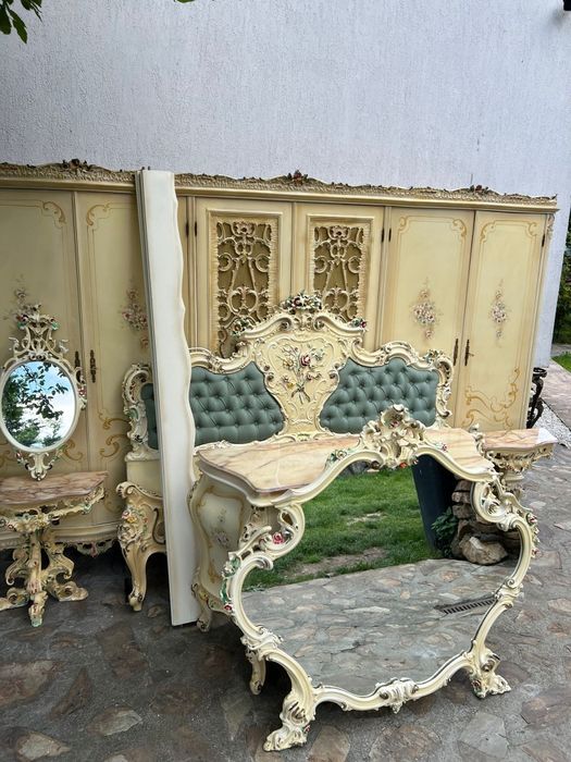 Dormitor stil Baroc Venetian cu blaturi marmură