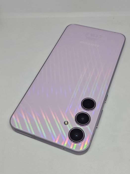 Samsung Galaxy A55 128Gb/8Ram с Гаранция към Техномаркет