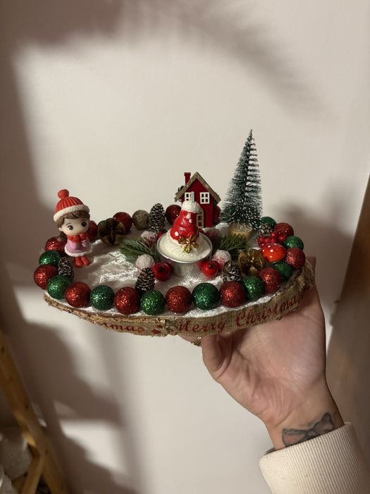 Aranjamente pentru masa de Craciun model unic