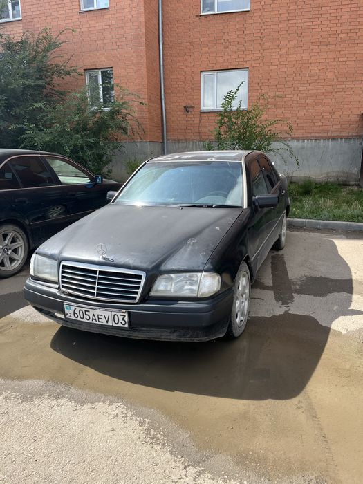Mercedes Benz C220 W202