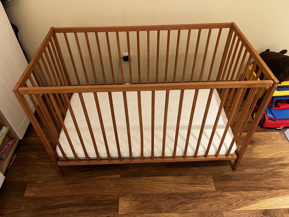 Дървено бебешко легло SNIGLAR, IKEA