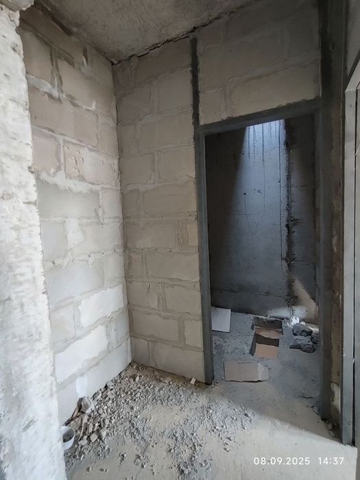 Квартира сотилади 9 этаж