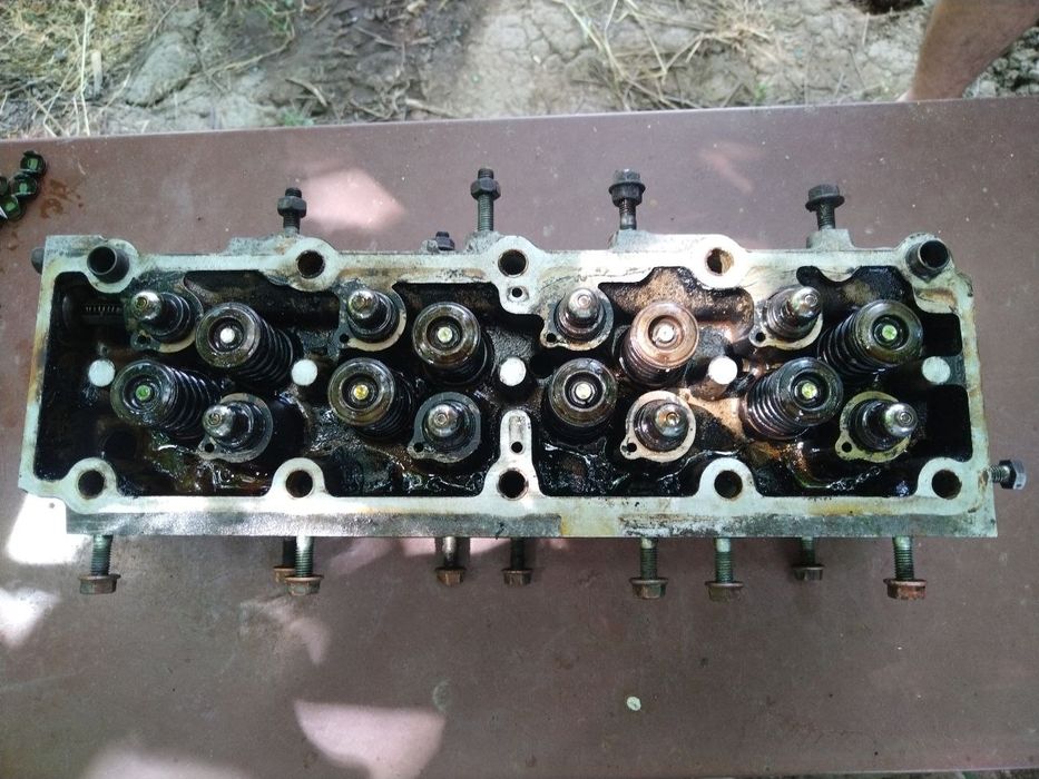 Продавам глава Opel astra f 1.8 моно