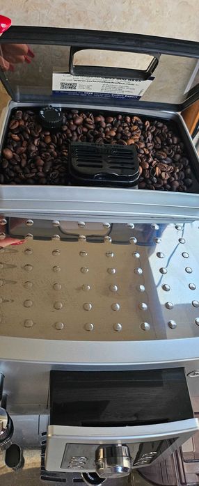 Кафемашина Delonghi автомат