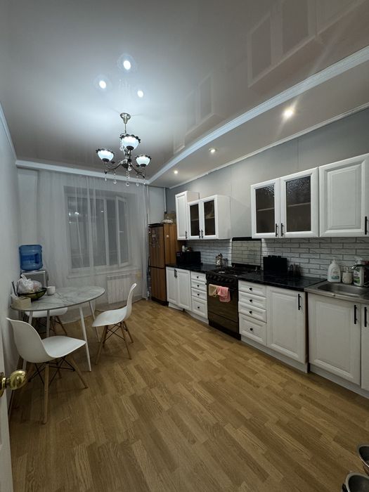 возьму девушку на подселение