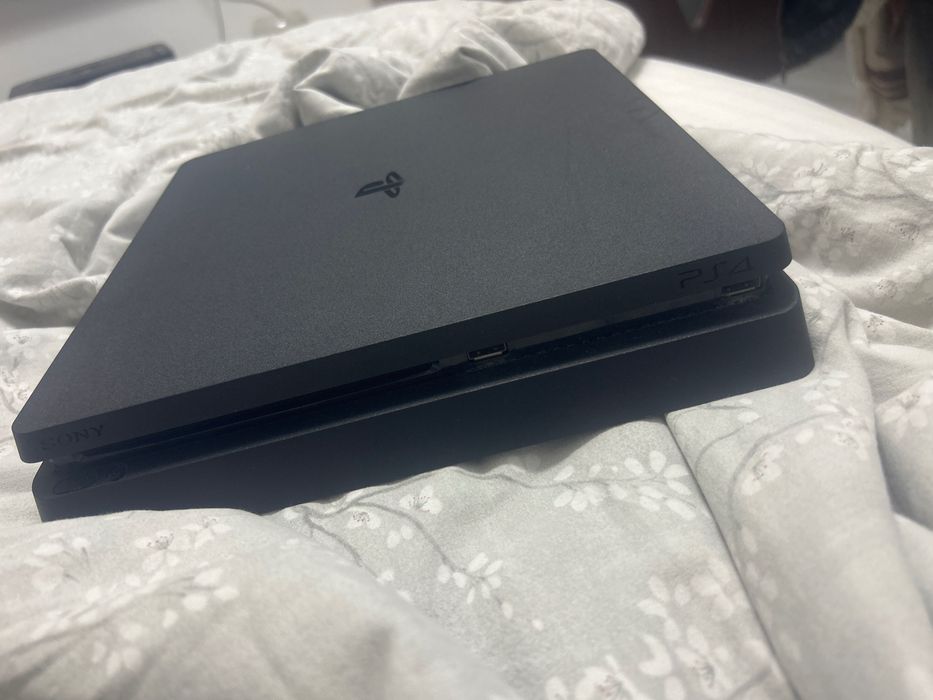 Playstaton 4 slim 500G