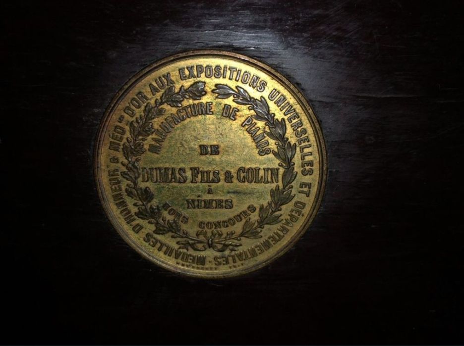 Пиано A.Dumas Fils & Colin