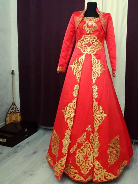 Платье национальное