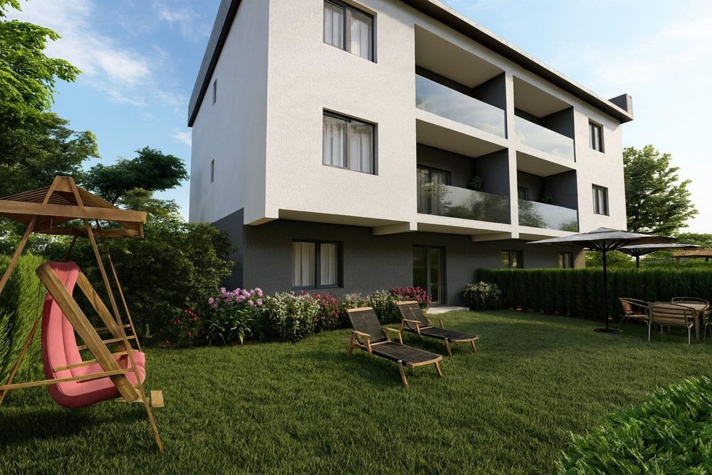 Apartamente noi de vânzare