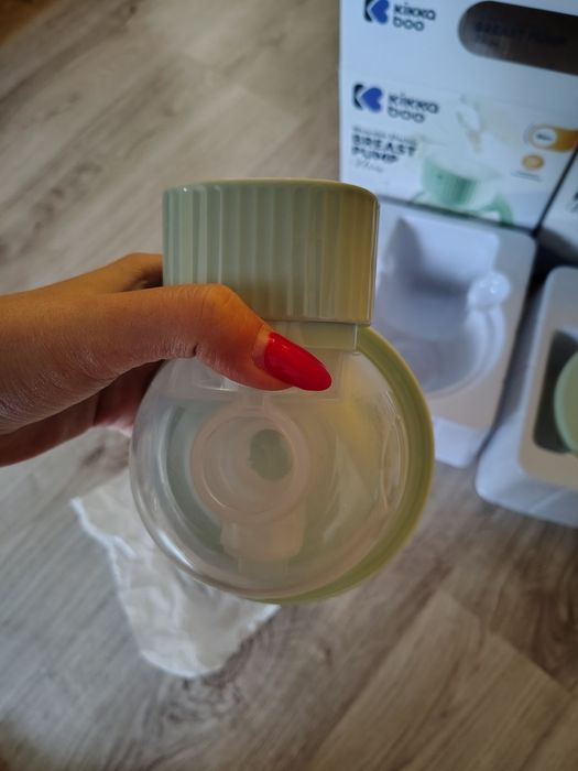 Помпи за кърма kika boo.
Продават се като комплект.
Цена