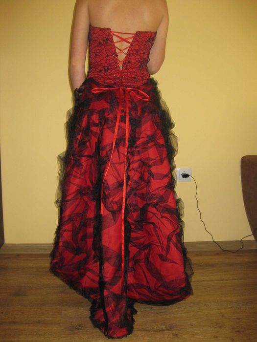 Рокля от 2 части