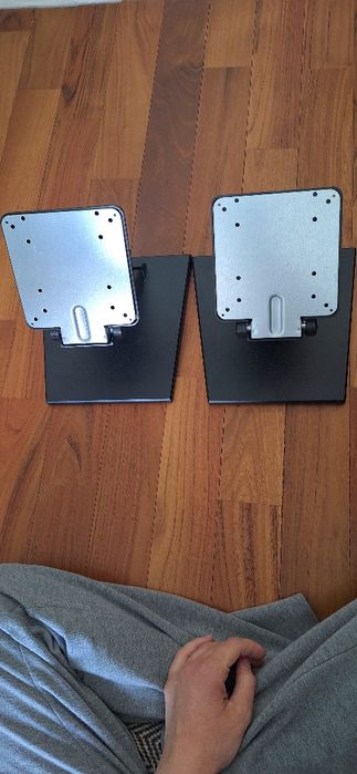 НОВИ стойки за монитори VESA 140