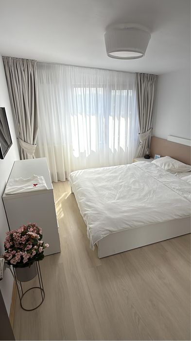 Apartament 3 camere Zona Nord – Living mare, vedere panoramică