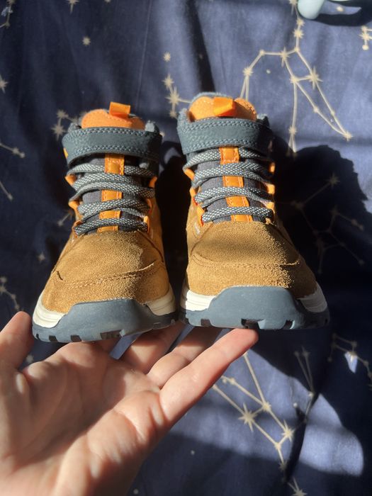 Ghete piele iarna impermeabile Quechua marimea 26